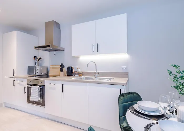 Luxury In Sleeps 6 By Purestay * Leeds (West Yorkshire)