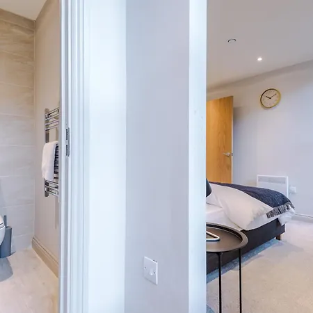 Luxury In Sleeps 6 By Purestay