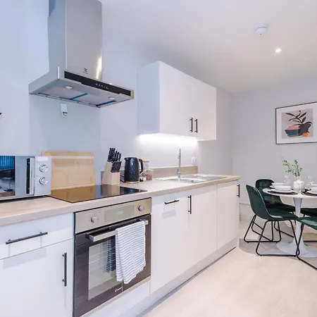 Luxury In Sleeps 6 By Purestay 公寓 利兹