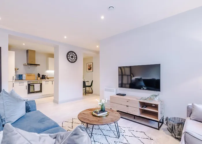 Lägenhet Luxury In Sleeps 6 By Purestay